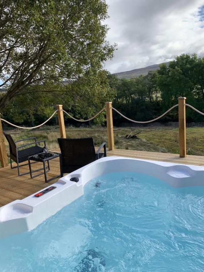 River Huts, Highland River Retreat With Hot Tub Inverness Ngoại thất bức ảnh