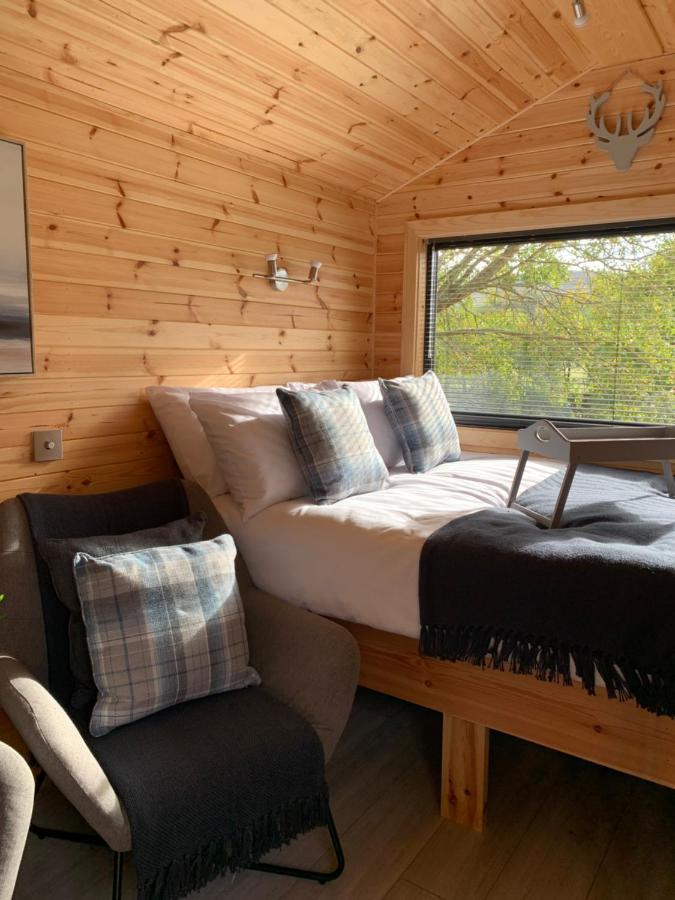 River Huts, Highland River Retreat With Hot Tub Inverness Ngoại thất bức ảnh