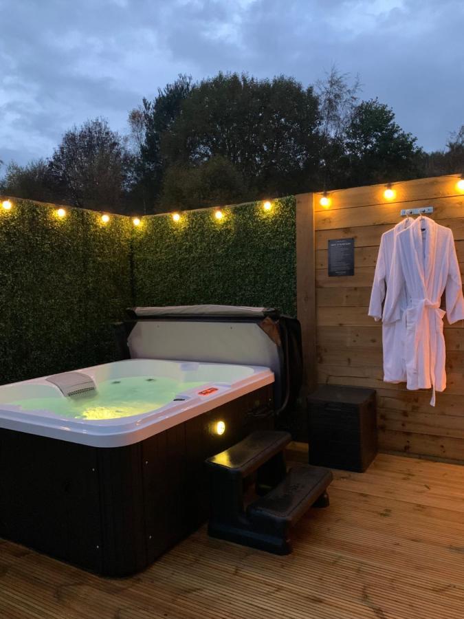 River Huts, Highland River Retreat With Hot Tub Inverness Ngoại thất bức ảnh