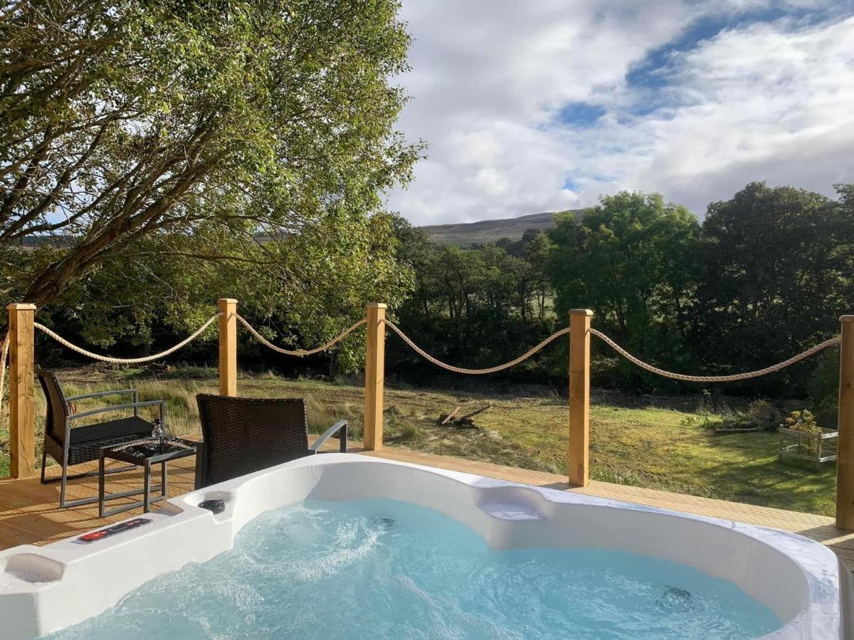 River Huts, Highland River Retreat With Hot Tub Inverness Ngoại thất bức ảnh