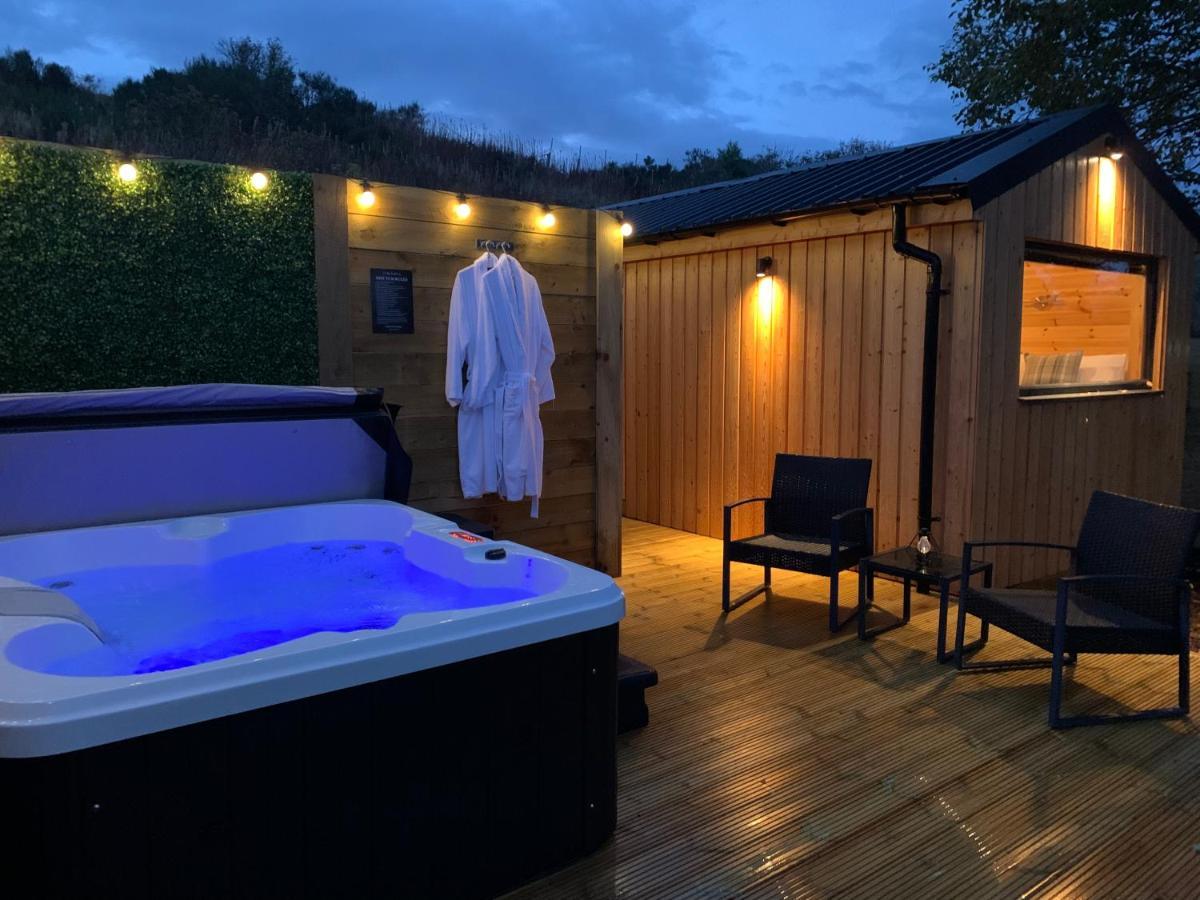 River Huts, Highland River Retreat With Hot Tub Inverness Ngoại thất bức ảnh